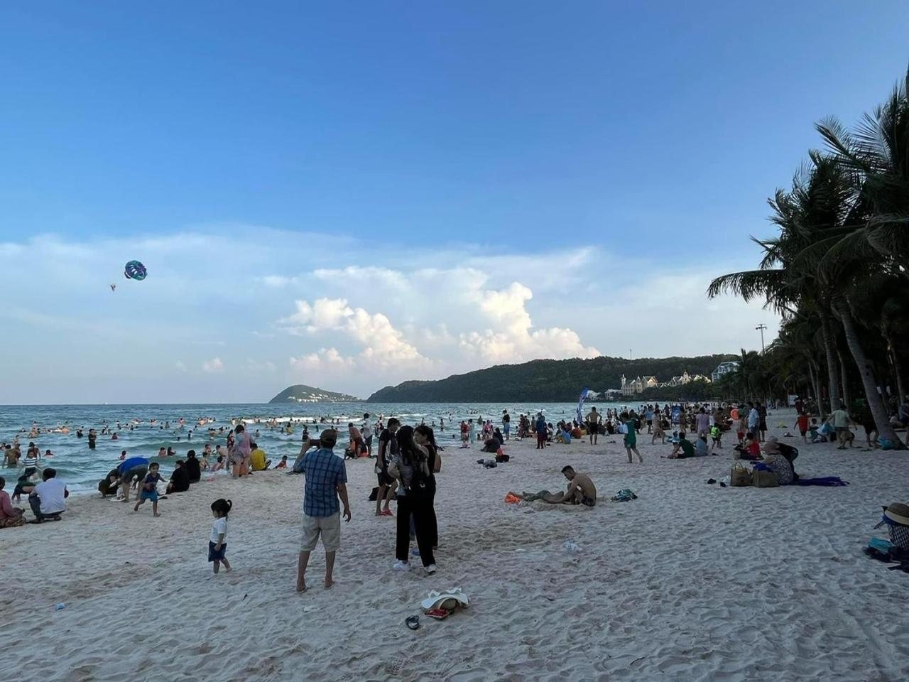 Beach White Hotel Phu Quoc Buitenkant foto